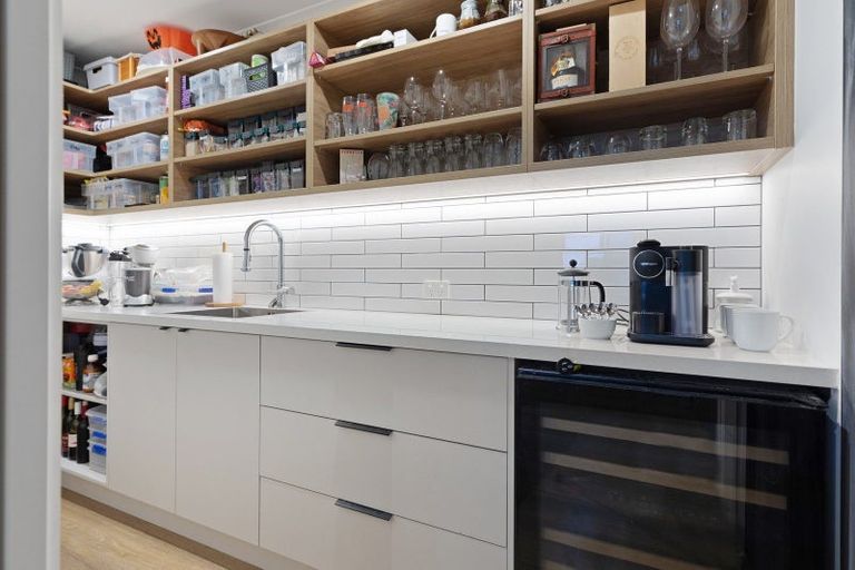 Photo of property in 160 Lakes Boulevard, Pyes Pa, Tauranga, 3112