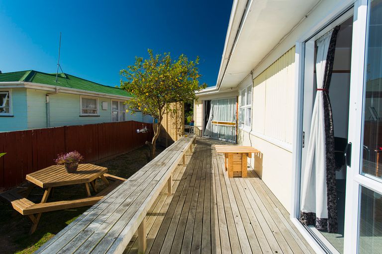 Photo of property in 103 Huxley Road, Outer Kaiti, Gisborne, 4010