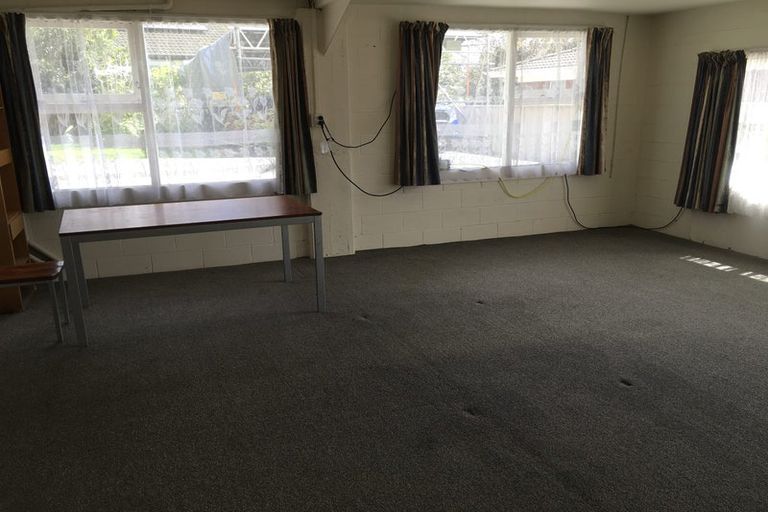 Photo of property in 22 Renwick Street, Papakura, 2110