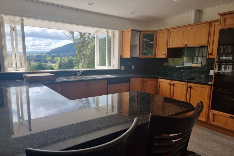 Photo of property in 357 Whitemans Valley Road, Whitemans Valley, Upper Hutt, 5371