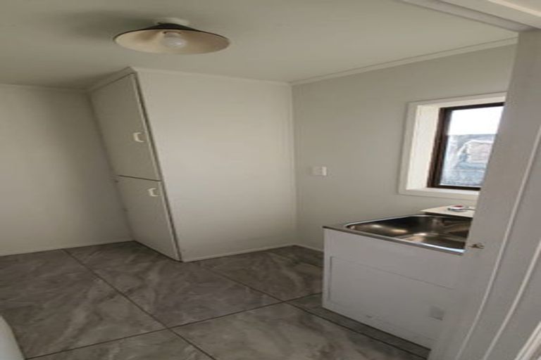 Photo of property in 269 Mahia Road, Weymouth, Auckland, 2103