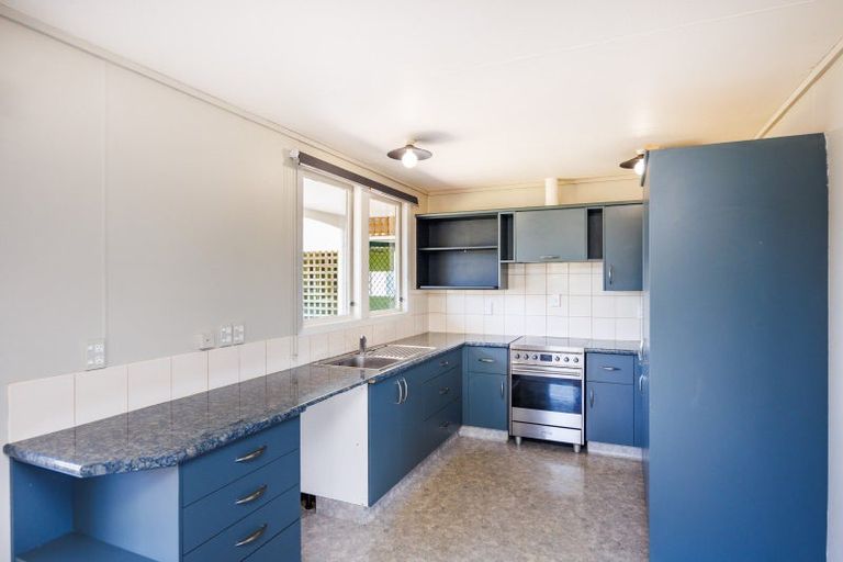 Photo of property in 1941 Parewanui Road, Parewanui, Bulls, 4894