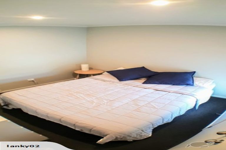 Photo of property in 37 Myles Way, Lower Shotover, Queenstown, 9304