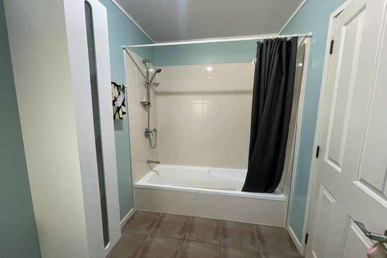 Photo of property in 58a Crawford Avenue, Mangere Bridge, Auckland, 2022