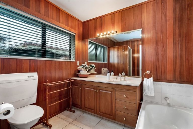 Photo of property in 1/4 Mair Street, Regent, Whangarei, 0112