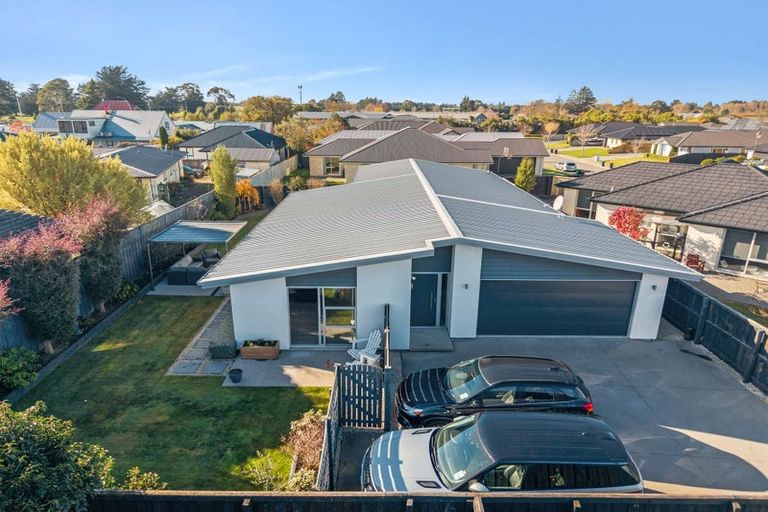 Photo of property in 12b Awa Place, Rangiora, 7400