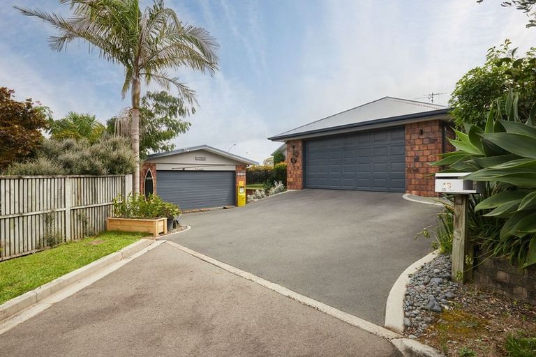 Photo of property in 16 Olive Close, Omokoroa, 3114