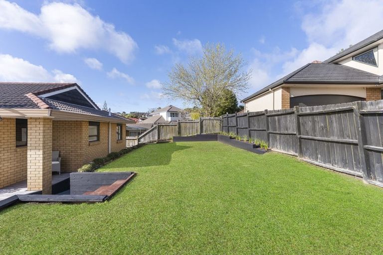 Photo of property in 11 Leicester Parade, Somerville, Auckland, 2014