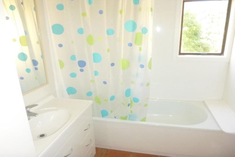 Photo of property in 6b Stokes Valley Road, Stokes Valley, Lower Hutt, 5019