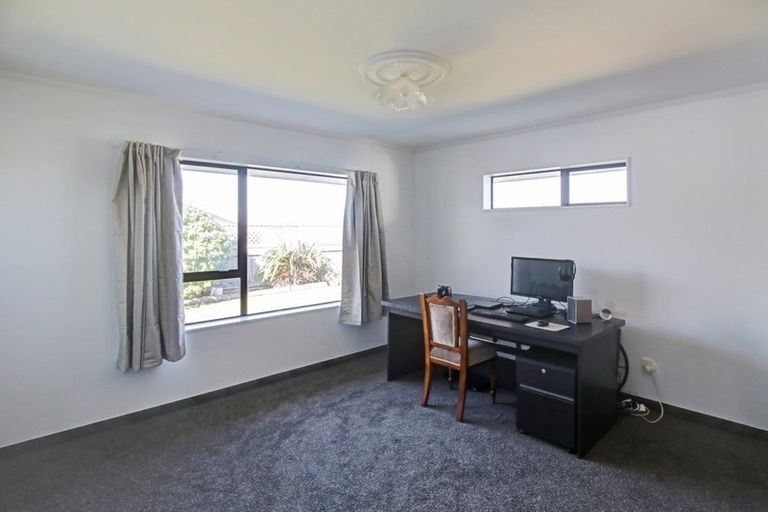 Photo of property in 2a Seabury Avenue, Foxton Beach, Foxton, 4815
