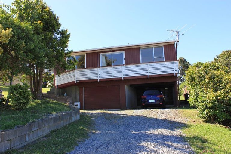Photo of property in 5a Reese Jones Grove, Maungaraki, Lower Hutt, 5010