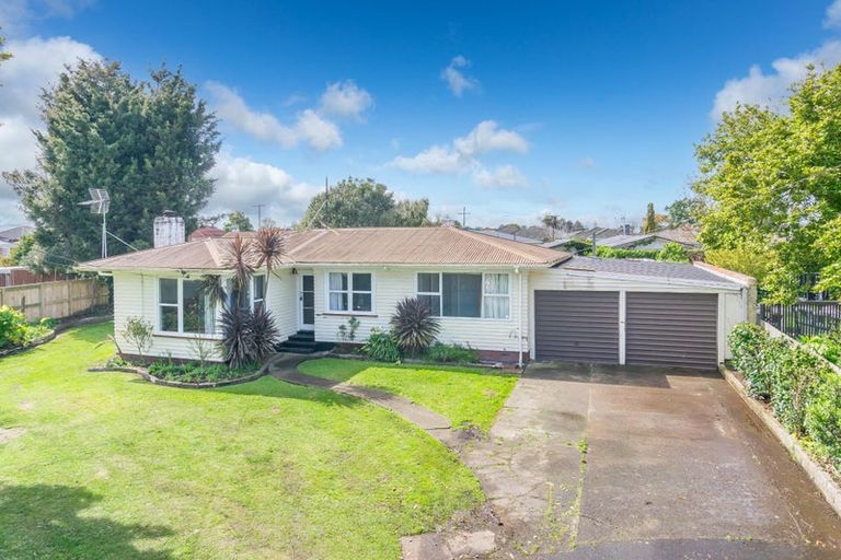 Photo of property in 16 Thornton Place, Melville, Hamilton, 3206