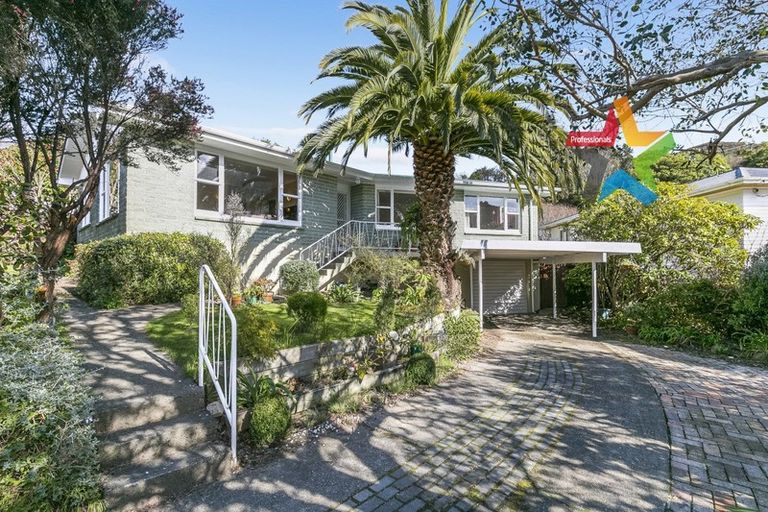 Photo of property in 15 Khouri Avenue, Karori, Wellington, 6012