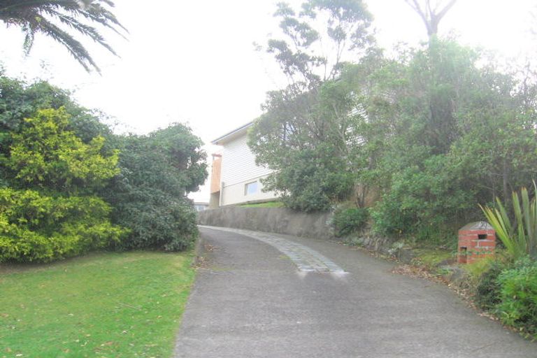Photo of property in 29 Mana View Road, Paremata, Porirua, 5026
