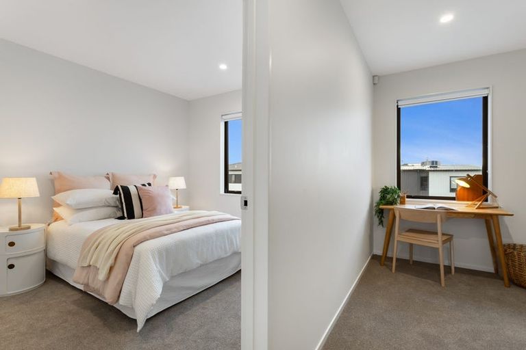 Photo of property in 5 Tana Way, Manurewa, 2102