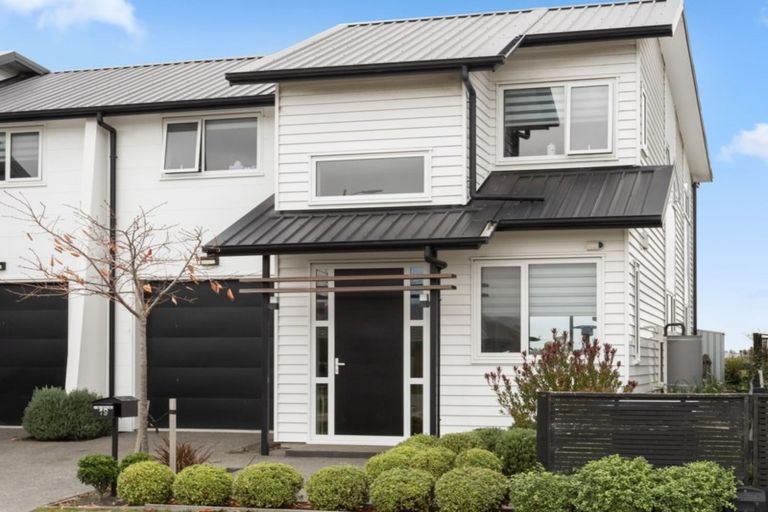 Photo of property in 19 Dow Square, Wigram, Christchurch, 8025