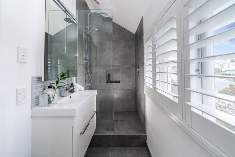 Photo of property in 73 Hataitai Road, Hataitai, Wellington, 6021