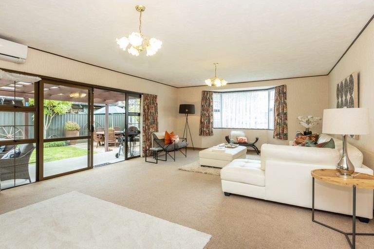 Photo of property in 60 Ngarimu Crescent, Taradale, Napier, 4112