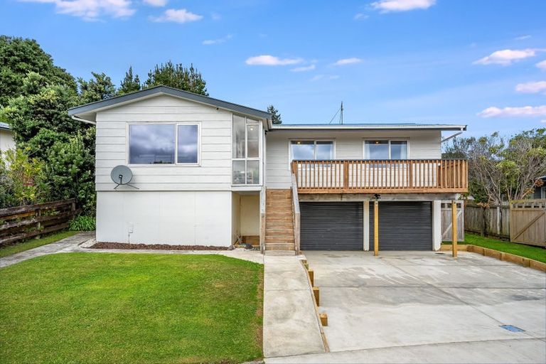 Photo of property in 10 Transom Close, Whitby, Porirua, 5024