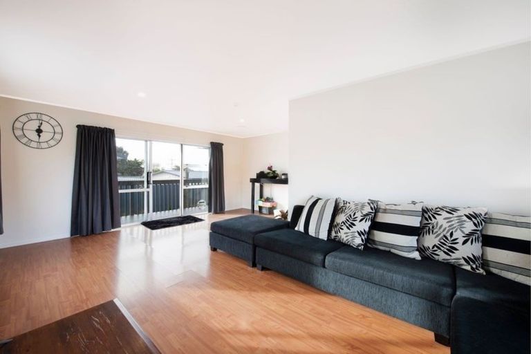 Photo of property in 124 Boundary Road, Clover Park, Auckland, 2019
