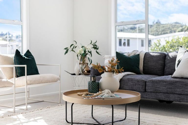 Photo of property in 25 Loongana Street, Waitangirua, Porirua, 5024