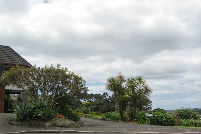 Photo of property in 30 East Avenue, Manly, Whangaparaoa, 0930