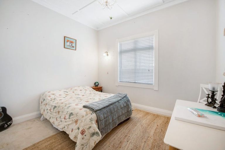 Photo of property in 23 Mangakura Road, Helensville, 0800