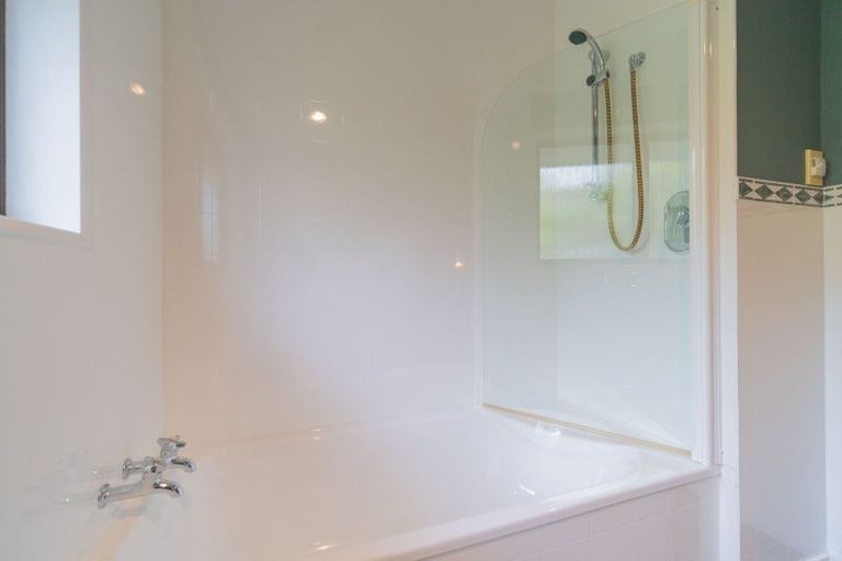 Photo of property in 120 Te Anau Terrace, Te Anau, 9600