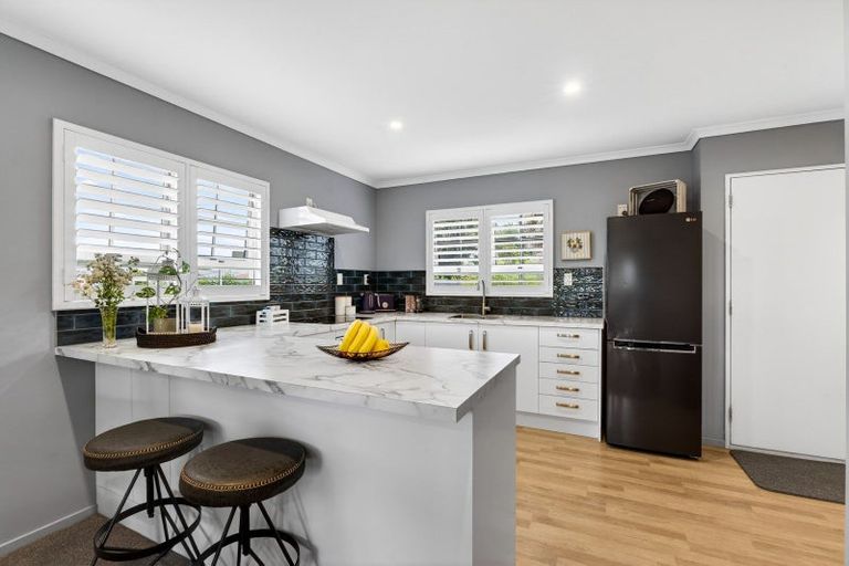 Photo of property in 1/79 Meeanee Road, Taradale, Napier, 4112