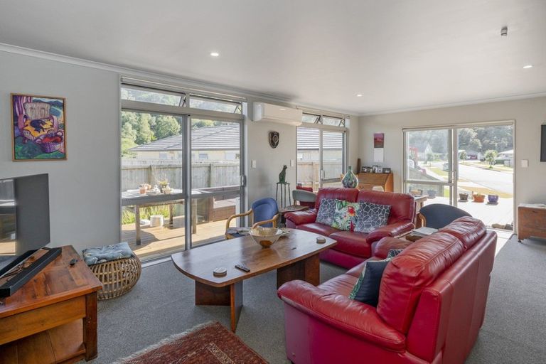 Photo of property in 42 Alf Simpson Drive, Whitianga, 3510