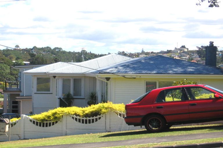 Photo of property in 1/22 Gulf View Road, Murrays Bay, Auckland, 0630