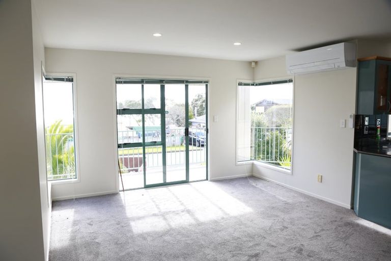 Photo of property in 20 Ealing Crescent, Beachlands, Auckland, 2018