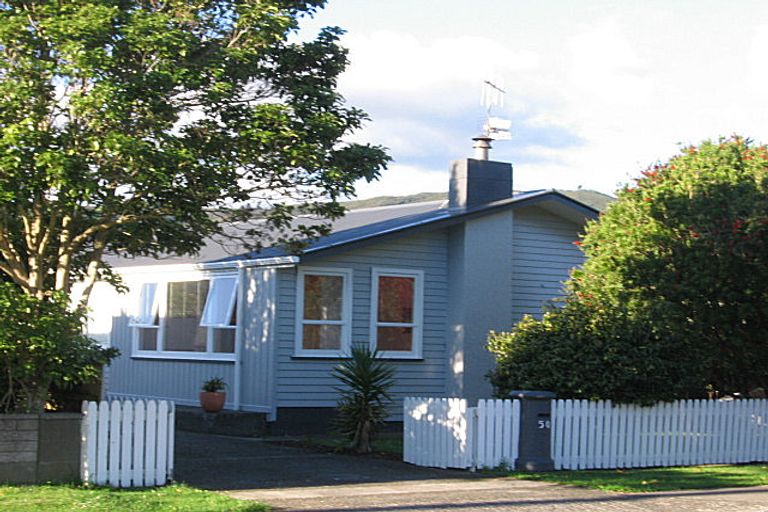 Photo of property in 50 Karamu Crescent, Wainuiomata, Lower Hutt, 5014