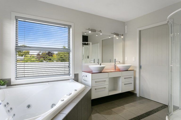 Photo of property in 97 Acacia Heights Drive, Acacia Bay, Taupo, 3385