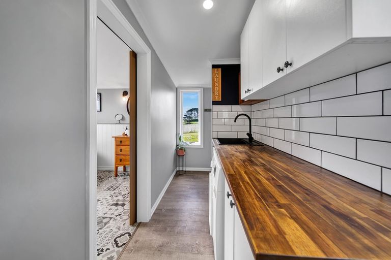 Photo of property in 1288 Normanby Road, Manaia, Hawera, 4678