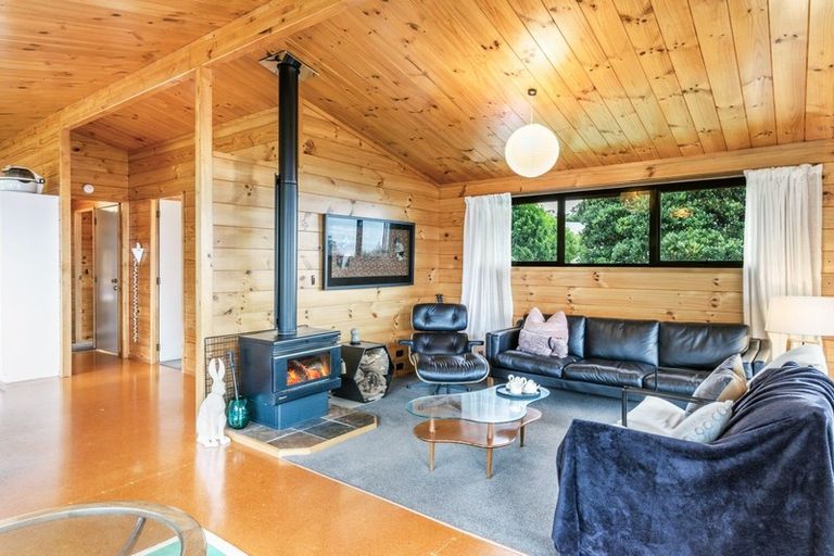 Photo of property in 17 Hinekapi Terrace, Kuratau, Turangi, 3381