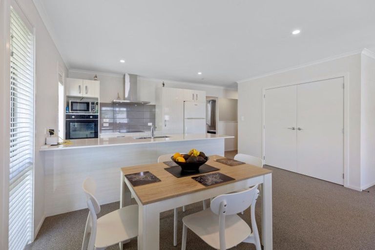 Photo of property in 10 Stable Way, Brookfield, Tauranga, 3110