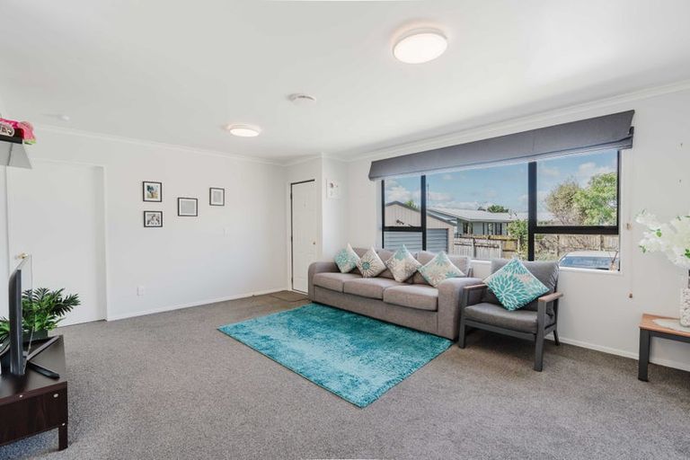 Photo of property in 3a Lloyd Drive, Nawton, Hamilton, 3200