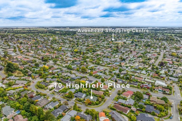 Photo of property in 10 Highfield Place, Avonhead, Christchurch, 8042
