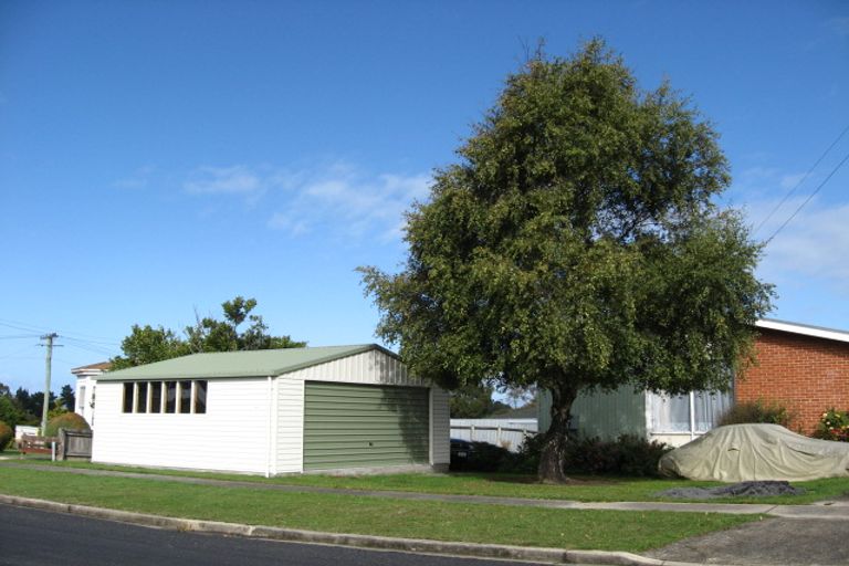 Photo of property in 2 Vulcan Road, Waldronville, Dunedin, 9018