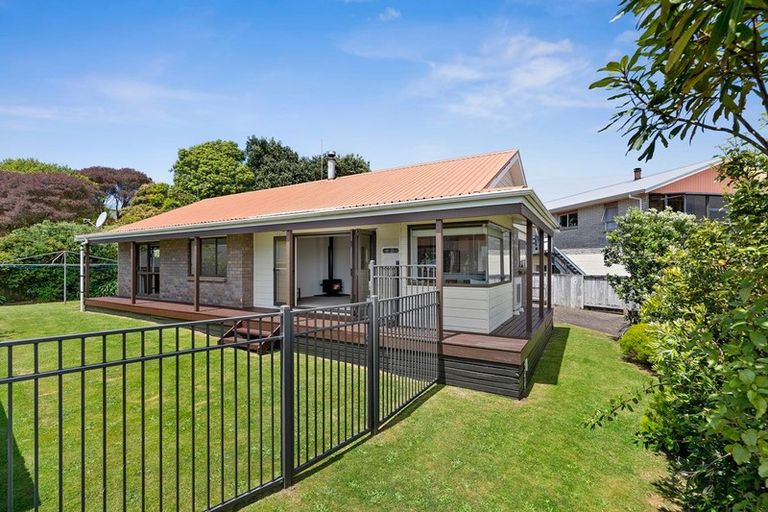 Photo of property in 23 Marchant Place, Westown, New Plymouth, 4310