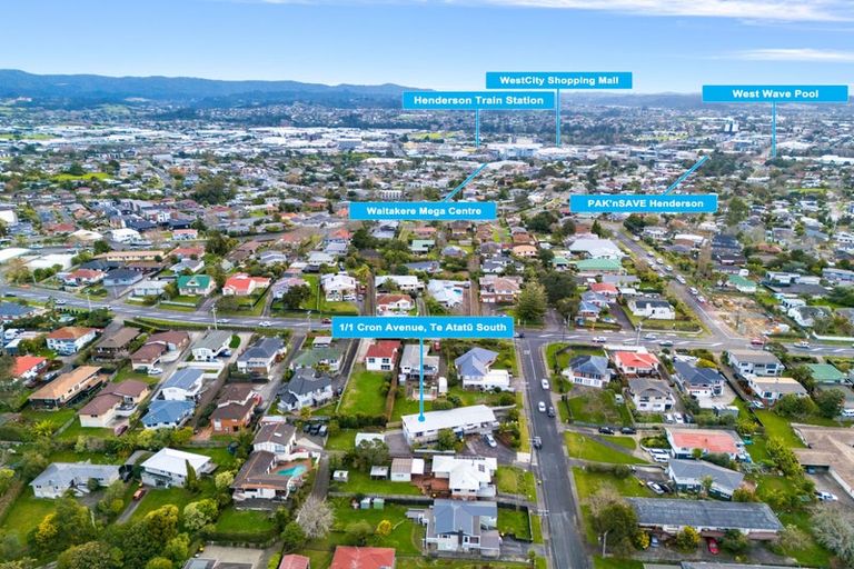 Photo of property in 1 Cron Avenue, Te Atatu South, Auckland, 0610