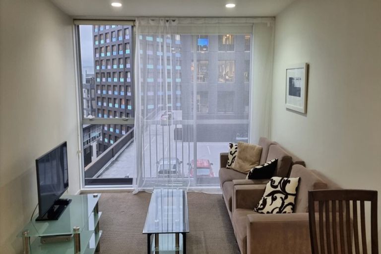 Photo of property in Terrace Heights Apartments, 2/163p The Terrace, Wellington Central, Wellington, 6011