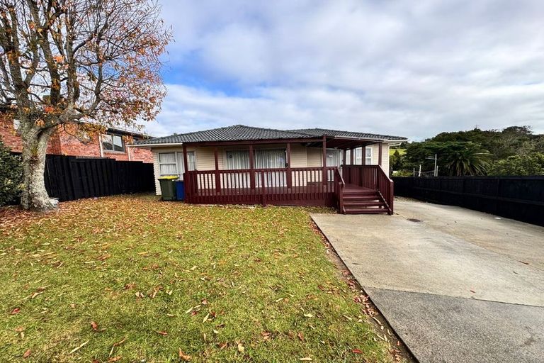Photo of property in 18b Kirby Street, Glendene, Auckland, 0602