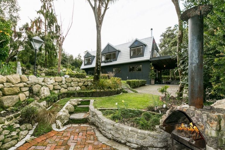 Photo of property in 56 Muritai Crescent, Havelock North, 4130