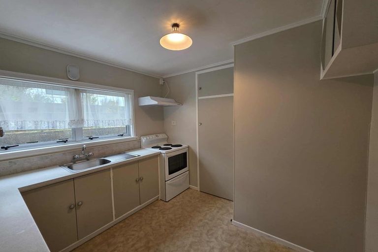 Photo of property in 2/21 Vivian Street, New Plymouth, 4310