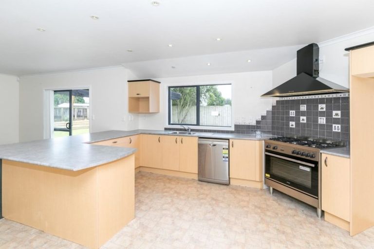 Photo of property in 45 Catalina Drive, Melville, Hamilton, 3206