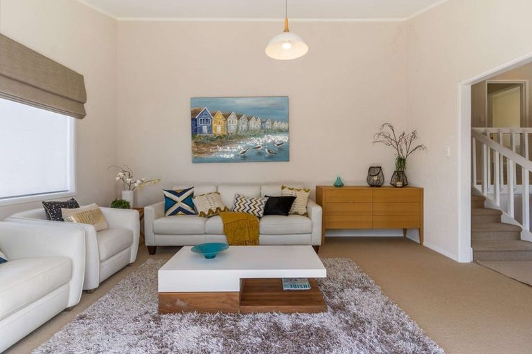 Photo of property in 1/17 Bain Place, Bucklands Beach, Auckland, 2014