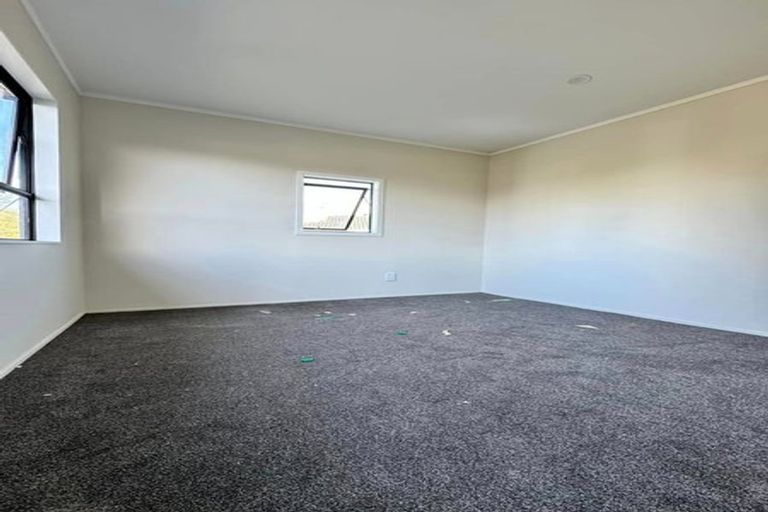 Photo of property in 4/60 Moncrieff Avenue, Clendon Park, Auckland, 2103