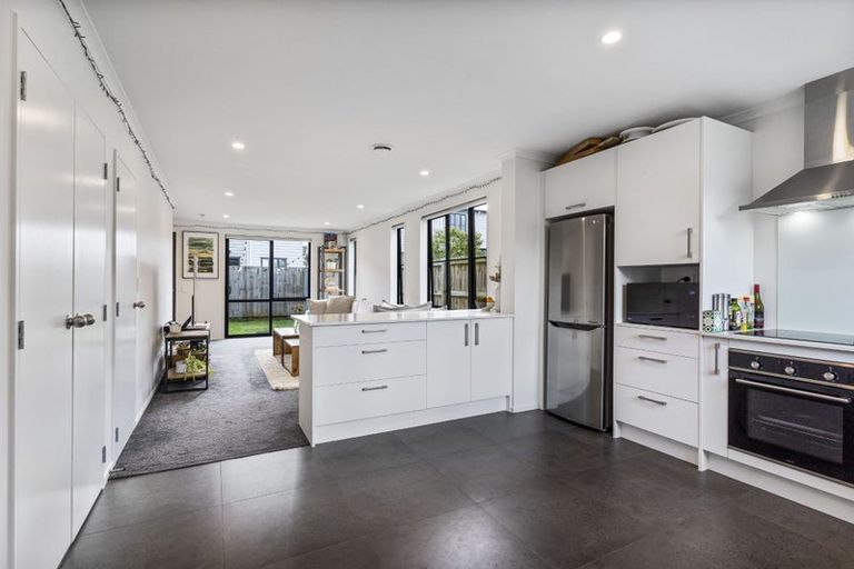 Photo of property in 22 Bellbird Street, Papakura, 2110